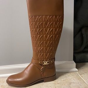 Michael Kors embossed boot 11W
